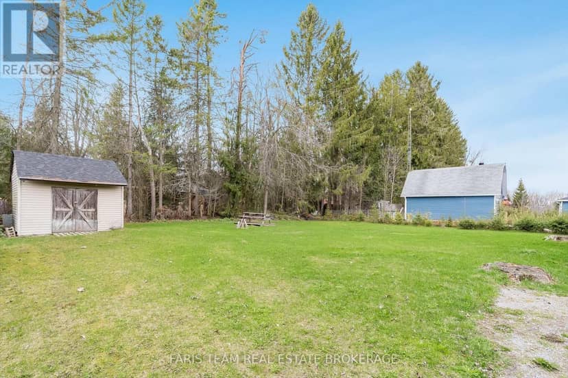 3554 John Street — photo 28 of 33