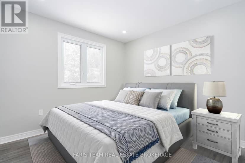 3554 John Street — photo 21 of 33