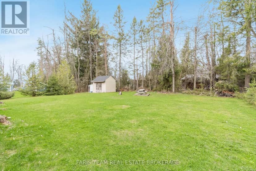 3554 John Street — photo 26 of 33