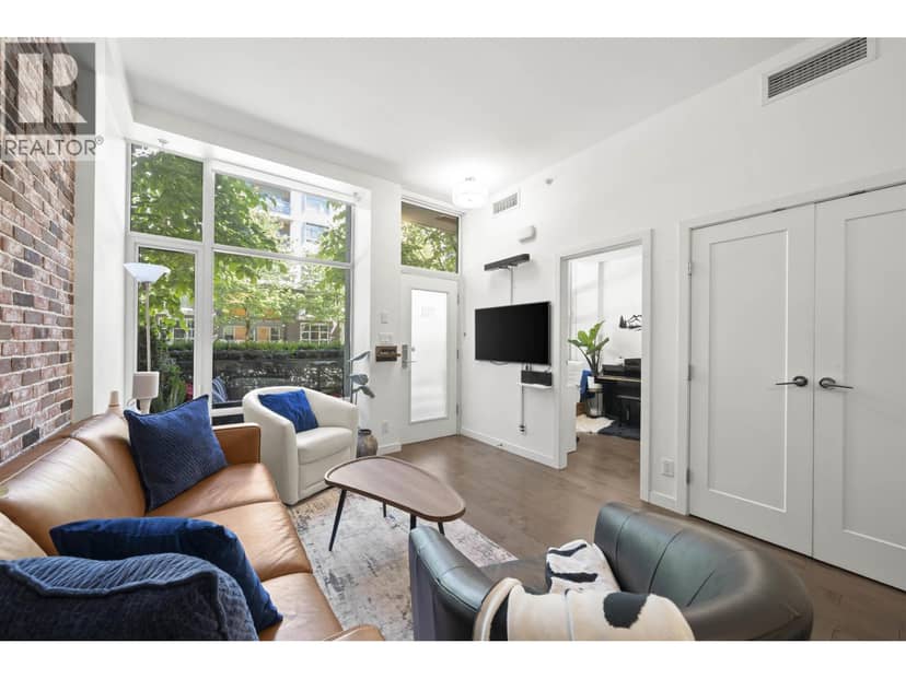 70 W 1ST AVENUE, Vancouver, photo 2