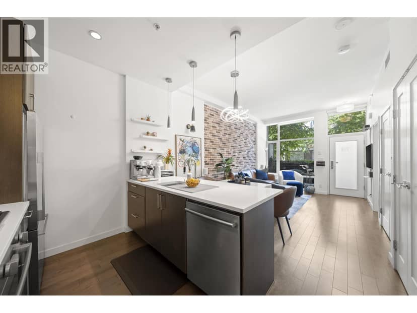 70 W 1ST AVENUE, Vancouver, photo 3