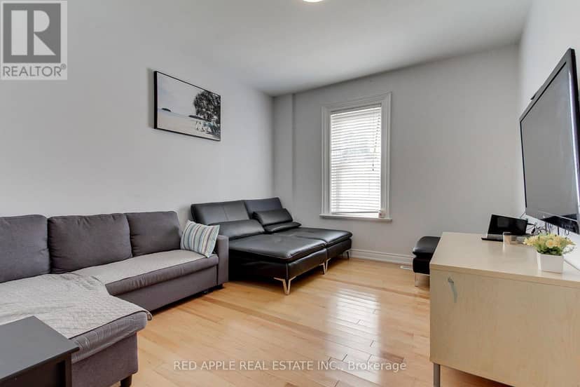 B1595 48 Highway E — photo 11 of 35