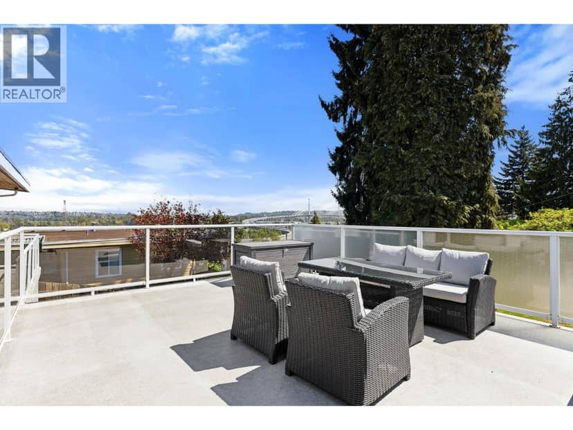 2190 HILLSIDE AVENUE, Coquitlam