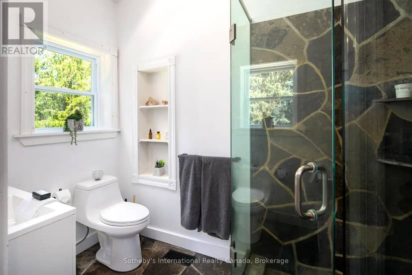 119 Matilda Street — photo 23 of 40