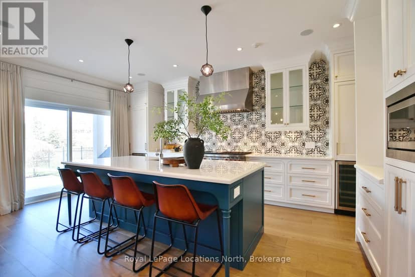 902 - 277 Jozo Weider Boulevard — photo 16 of 40