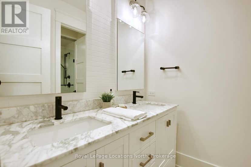 902 - 277 Jozo Weider Boulevard — photo 33 of 40