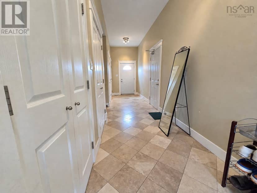 74 Hospital Street — photo 13 of 25