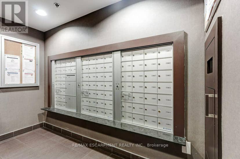 410 - 5001 Corporate Drive — photo 28 of 29