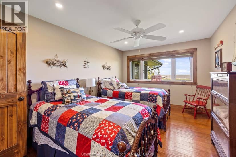 16660 Couture Beach ... — photo 22 of 40