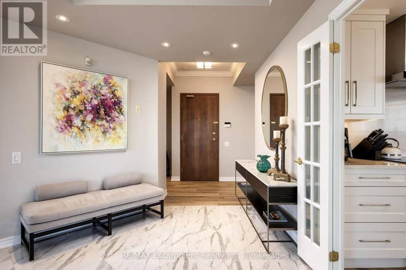PH1 - 60 Old Mill Road, Oakville, photo 3