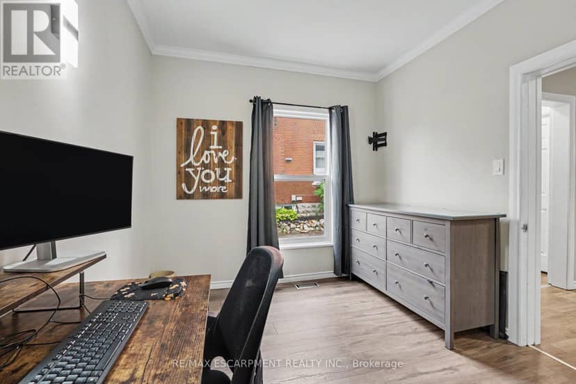 600 Peel Street — photo 18 of 24