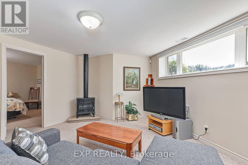 106 Crossan Court — photo 34 of 40