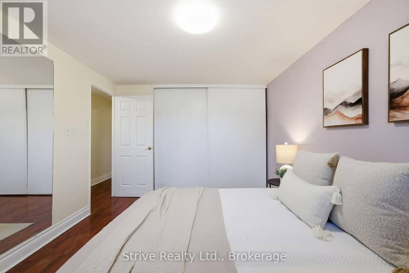 33 - 1718 John Street — photo 13 of 31