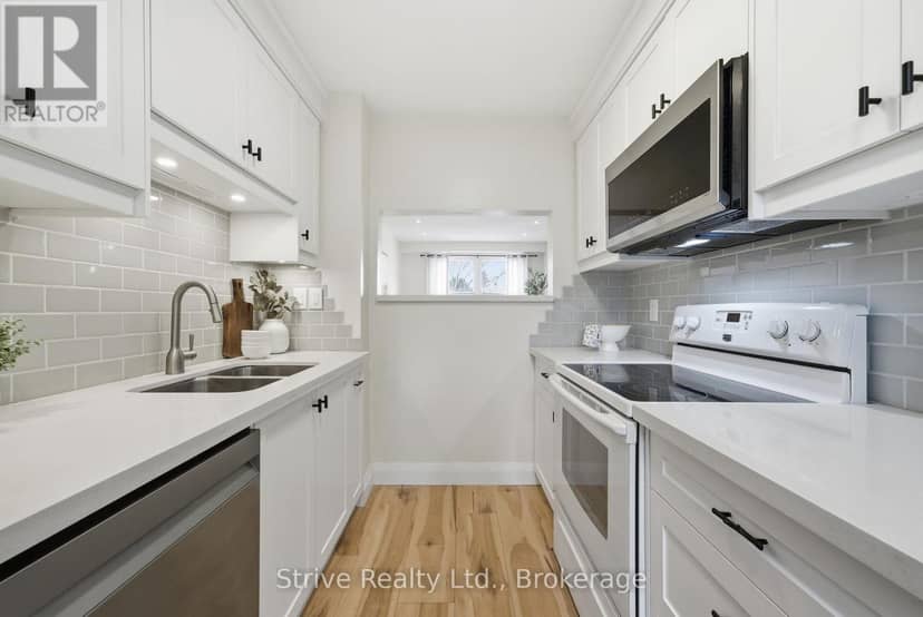 33 - 1718 John Street — photo 9 of 31