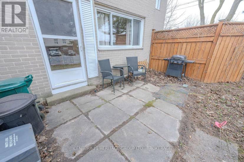36 - 258 Queen Mary Road, Kingston, photo 2