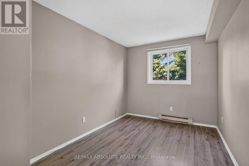 305 - 310 Kingsdale Avenue — photo 18 of 34