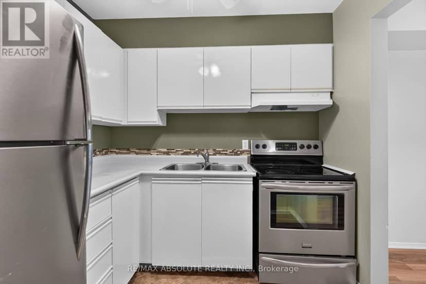 305 - 310 Kingsdale Avenue — photo 4 of 34
