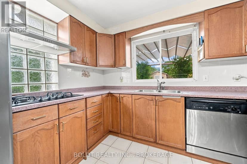 233 Fruitland Road — photo 14 of 40