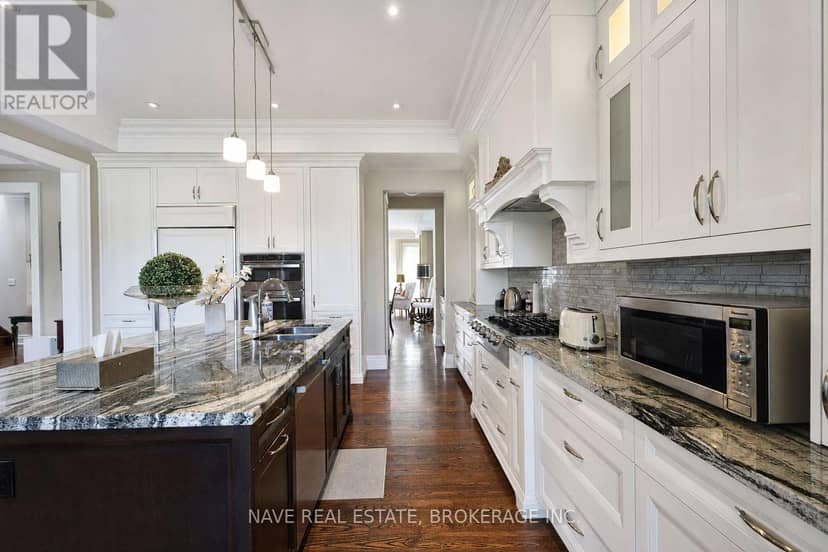 136 Homewood Avenue — photo 15 of 40