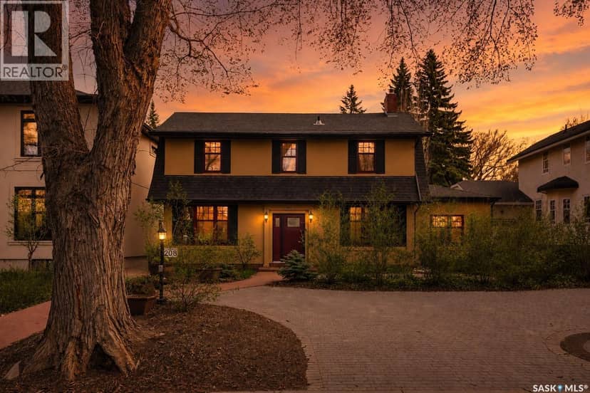 208 Saskatchewan CRESCENT W, Saskatoon, photo 3
