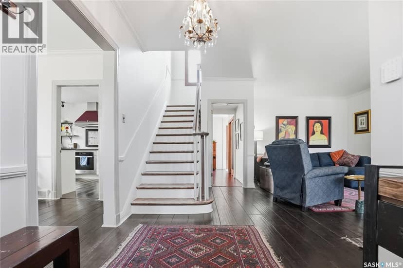 208 Saskatchewan CRESCENT W, Saskatoon, photo 8