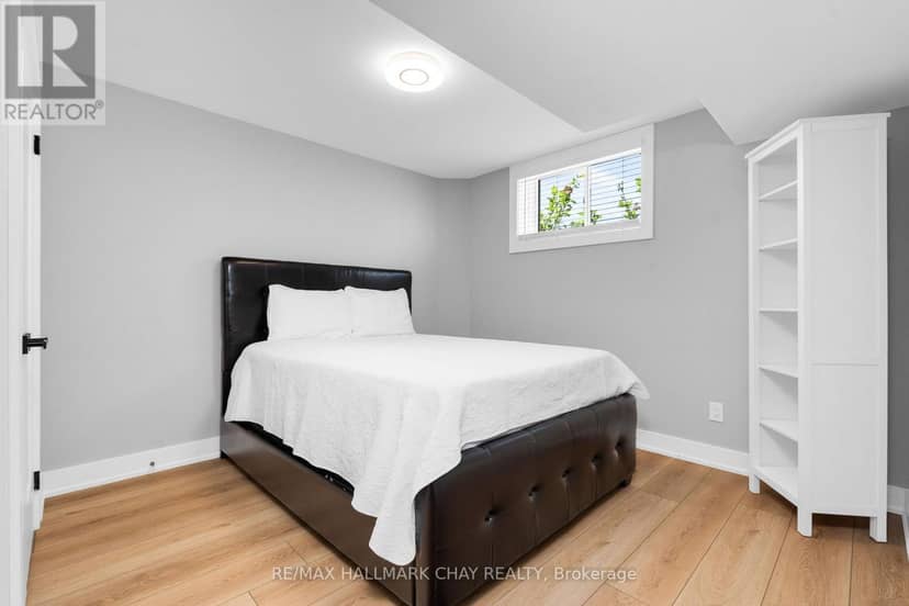 11 Byers Street — photo 38 of 40