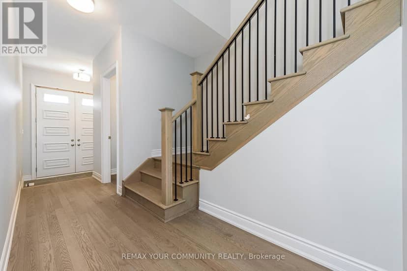 105 Bearberry Road — photo 4 of 40