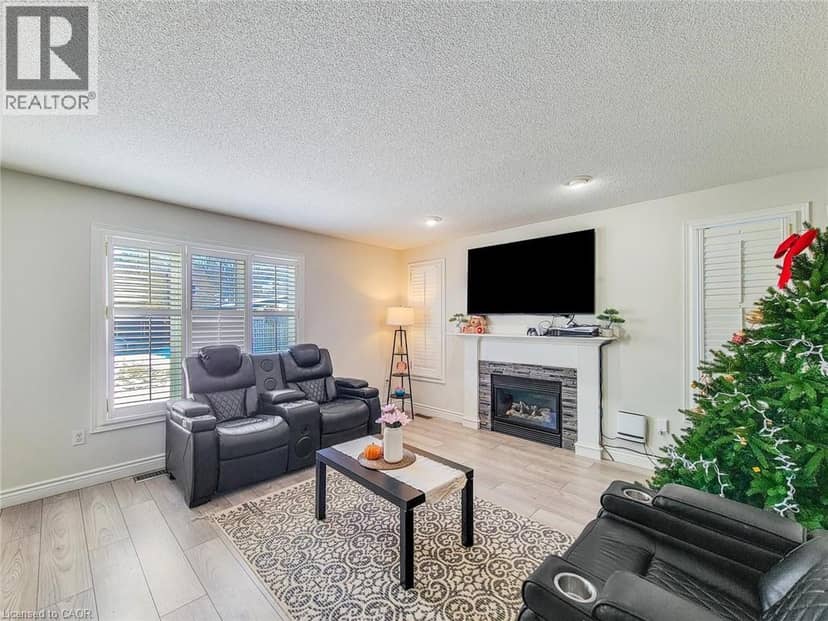 86 MARGARET Avenue — photo 18 of 40