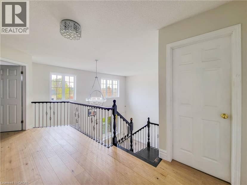 86 MARGARET Avenue — photo 19 of 40
