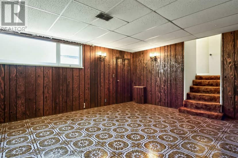 22 Euphrasia Drive — photo 19 of 22
