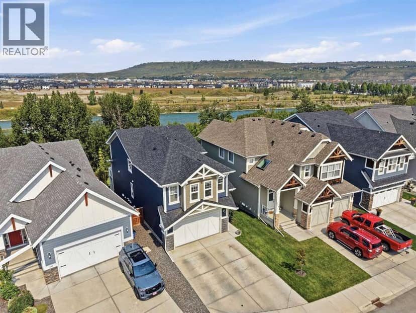 190 Riviera View, Cochrane, photo 2