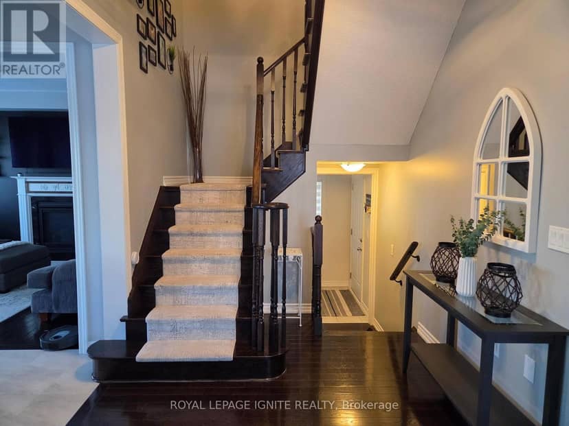 170 Gold Park Gate — photo 9 of 25