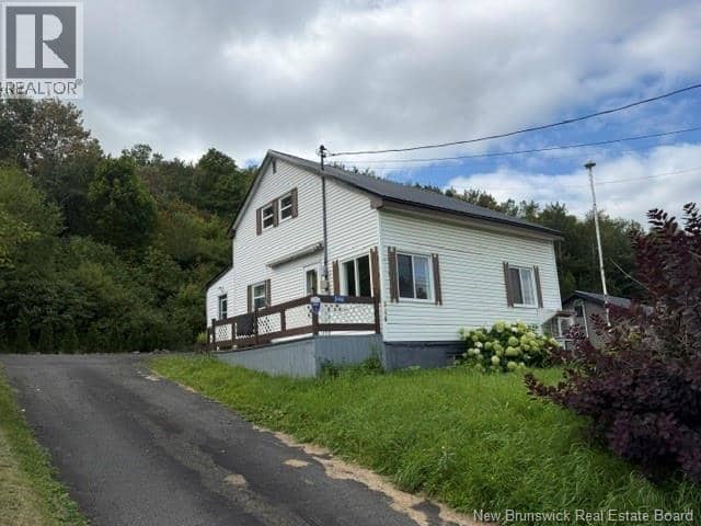 346 Notre Dame Street — photo 1 of 28
