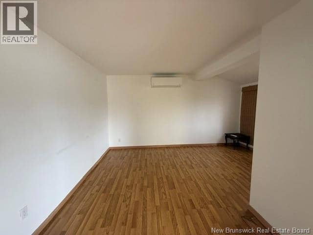 346 Notre Dame Street — photo 13 of 28