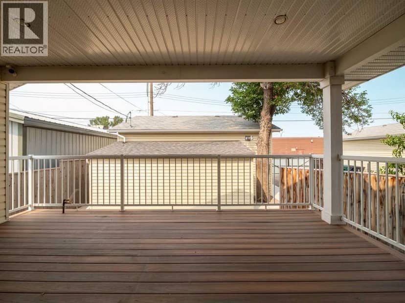 132 14 Street N — photo 34 of 40