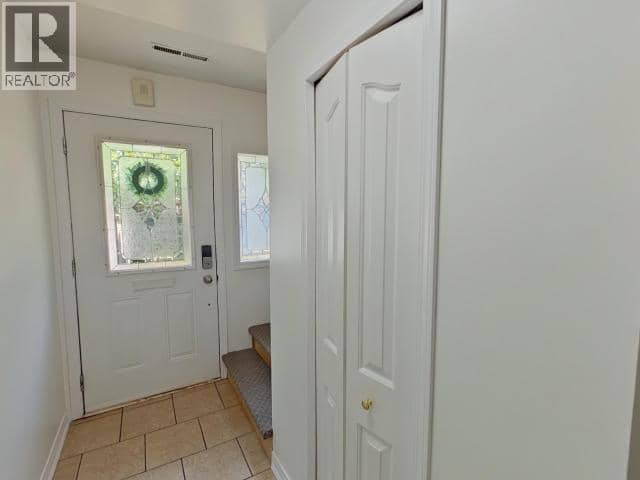 6274 CHILCO AVE, Powell River, photo 5