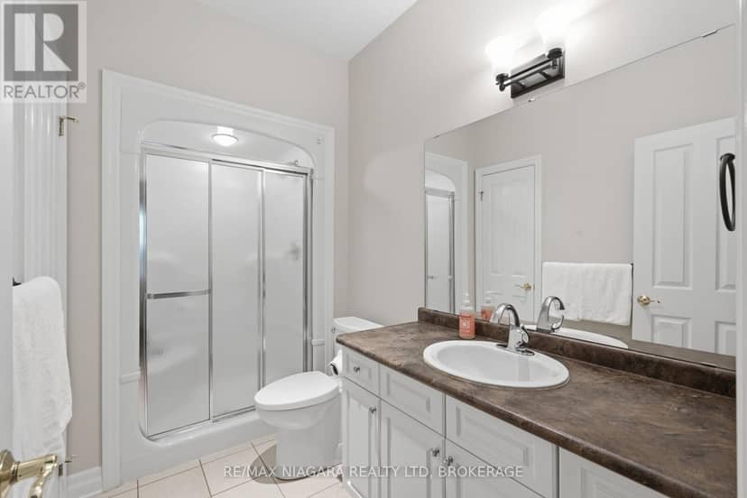 25 Balmoral Drive — photo 16 of 40