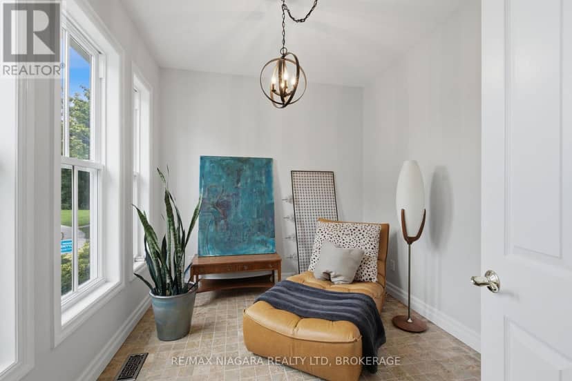 25 Balmoral Drive — photo 20 of 40