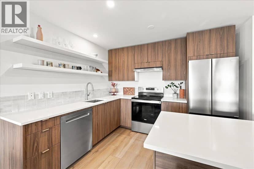 207 236 W 2ND STREET, North Vancouver, photo 4