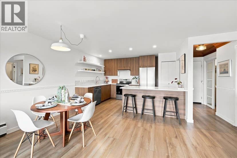 207 236 W 2ND STREET, North Vancouver, photo 7