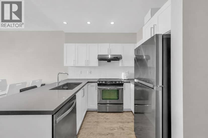2201 963 CHARLAND AVENUE, Coquitlam, photo 5