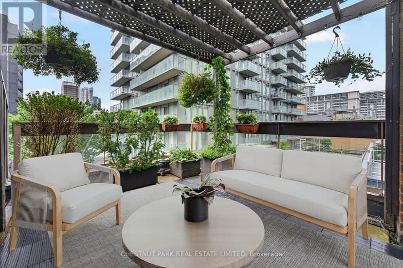 604 - 19 Dundonald Street — photo 17 of 33