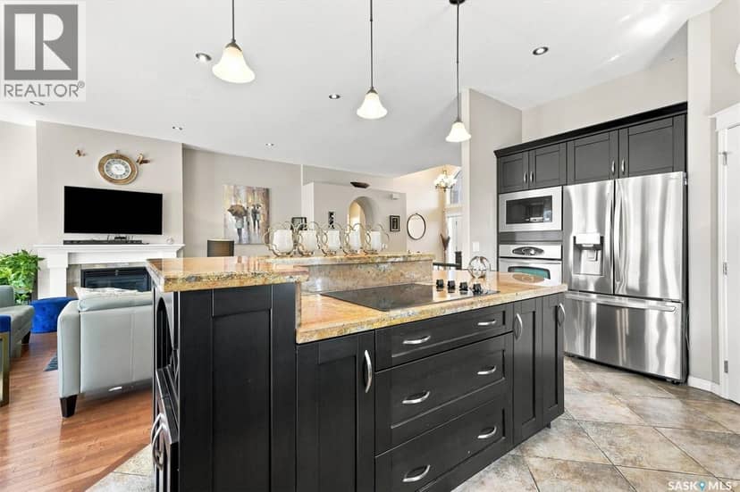 715 Bellmont COURT — photo 9 of 40