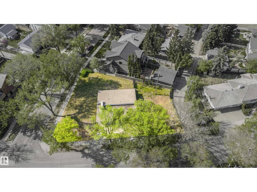 9788 146 ST NW, Edmonton