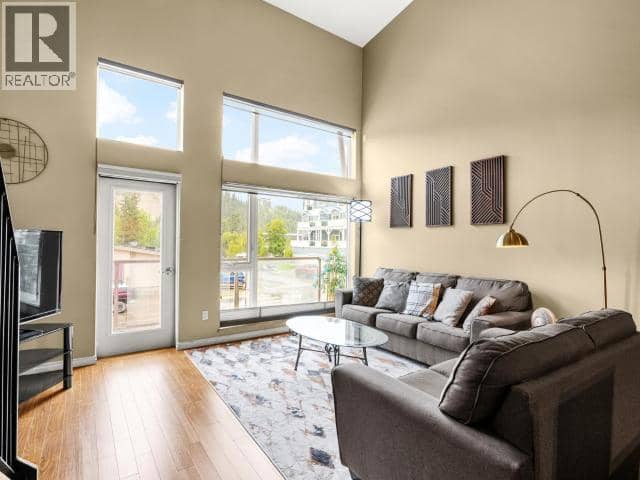 2-4069 4th Avenue — photo 14 of 25