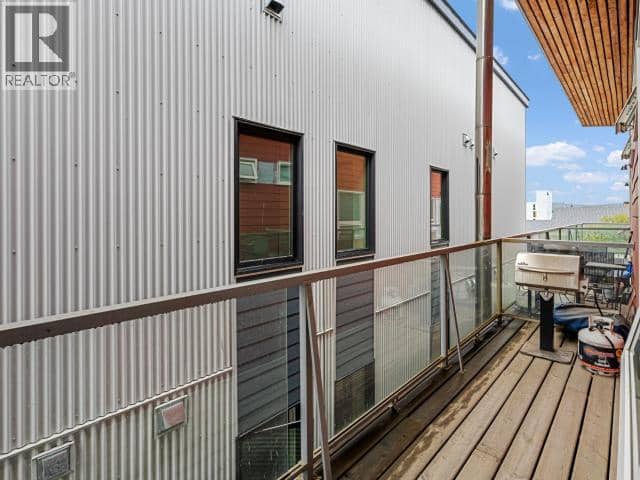 2-4069 4th Avenue — photo 20 of 25