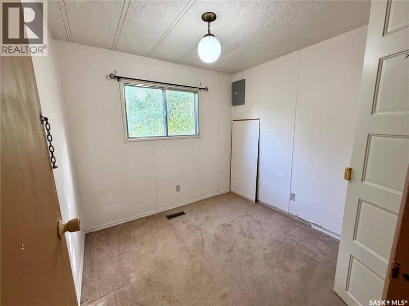 220 Wright ROAD — photo 17 of 37