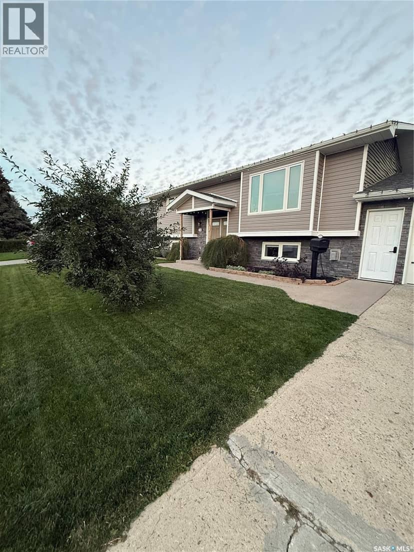 1348 Princess CRESCENT, Moose Jaw, photo 3