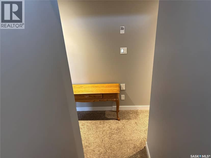 1348 Princess CRESCENT — photo 36 of 40