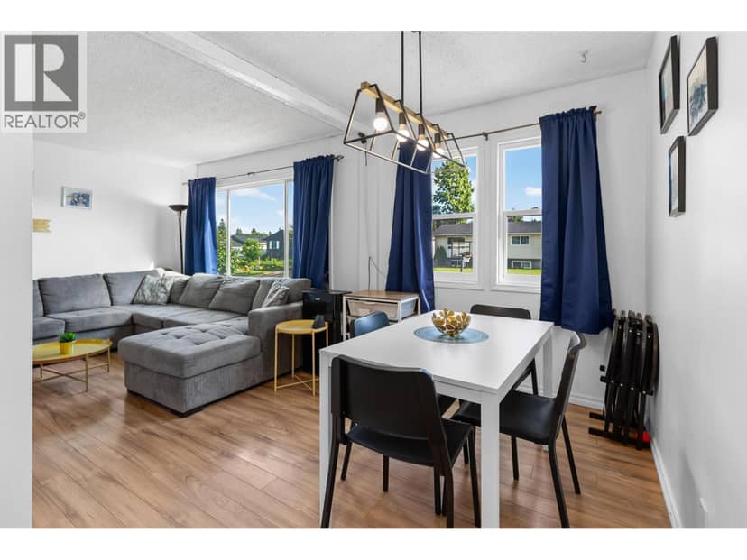 346 CORLESS CRESCENT, Prince George, photo 2